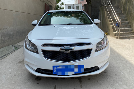 汉中二手雪佛兰科鲁兹 2015款 三厢 1.5L SE MT 经典版
