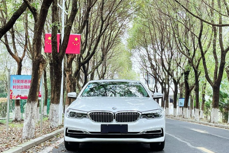 巴中二手宝马5系 2020款 530Li 行政型 M运动套装
