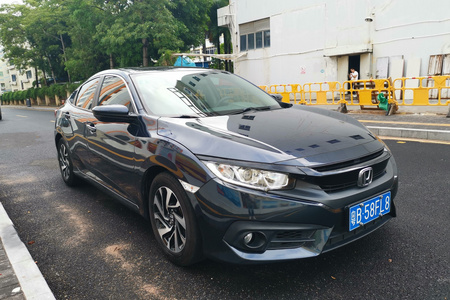 深圳二手本田思域 2016款 220TURBO CVT 豪华版
